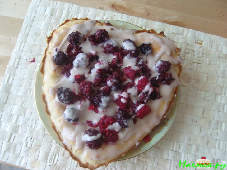 Торт 'Ягодное сердце'