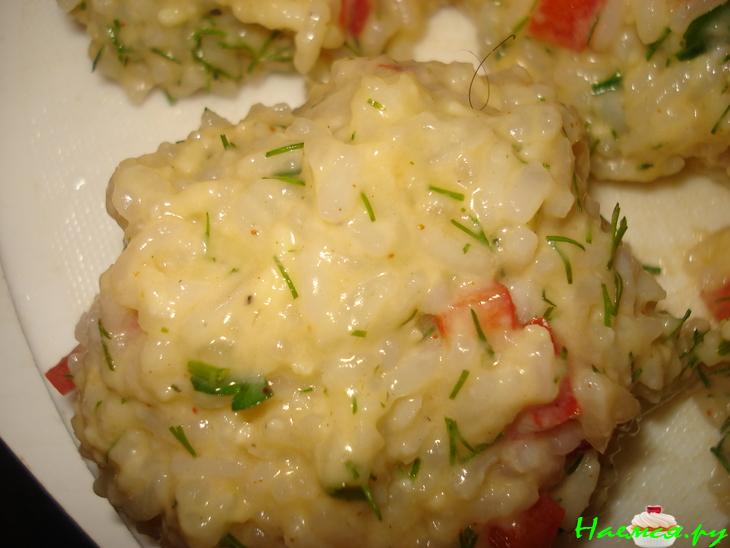 Рисовые котлетки с сыром и зеленью