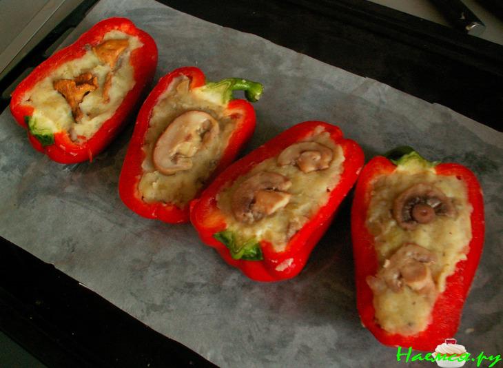 Перцовые чашечки с картофелем Перцовые чашечки с картофелем