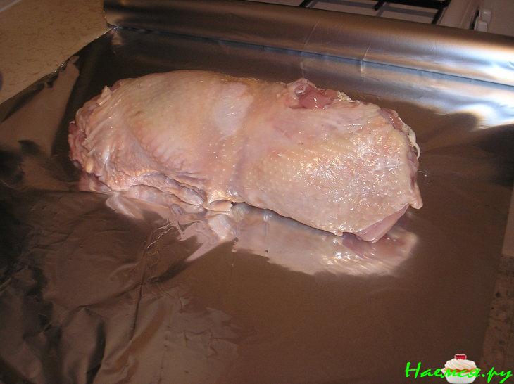 Куриный рулет, запеченный в фольге Куриный рулет, запеченный в фольге