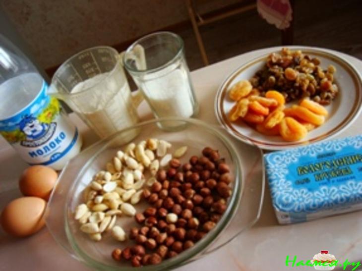 Пирог с орехами и курагой Пирог с орехами и курагой