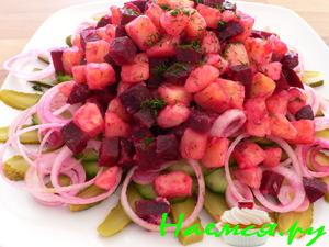 Салат со свеклой, но не винегрет Салат со свеклой, но не винегрет
