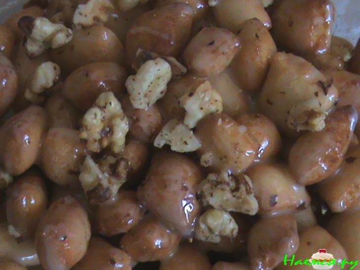 Чак-чак с медом или сгущенкой и грецкими орехами