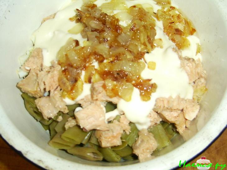 Салат из молодой стручковой фасоли с горбушей Салат из молодой стручковой фасоли с горбушей