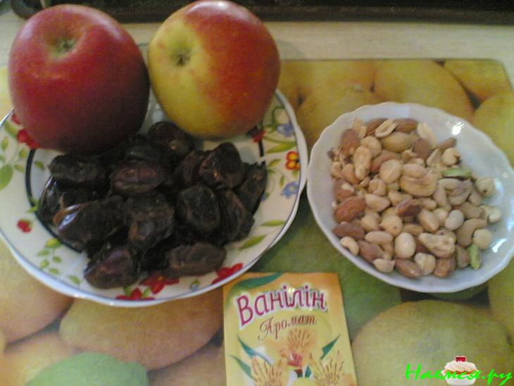 Яблочный пирог с финиками и орехами Яблочный пирог с финиками и орехами