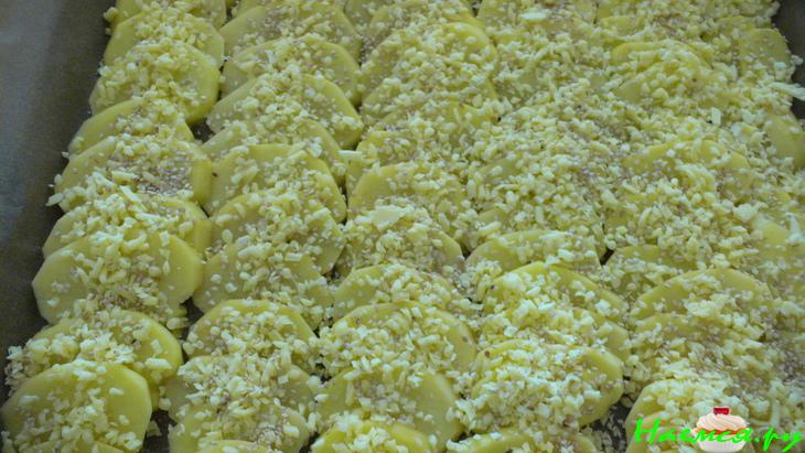 Хрустящий картофель на противне Хрустящий картофель на противне