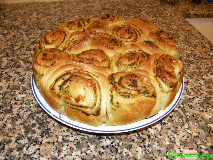 Булочки песто (розочки песто)