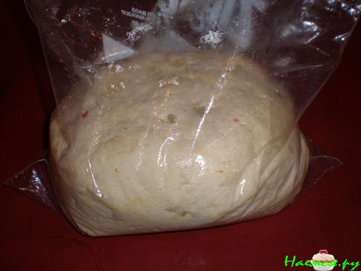 Хлеб с рикоттой и оливками