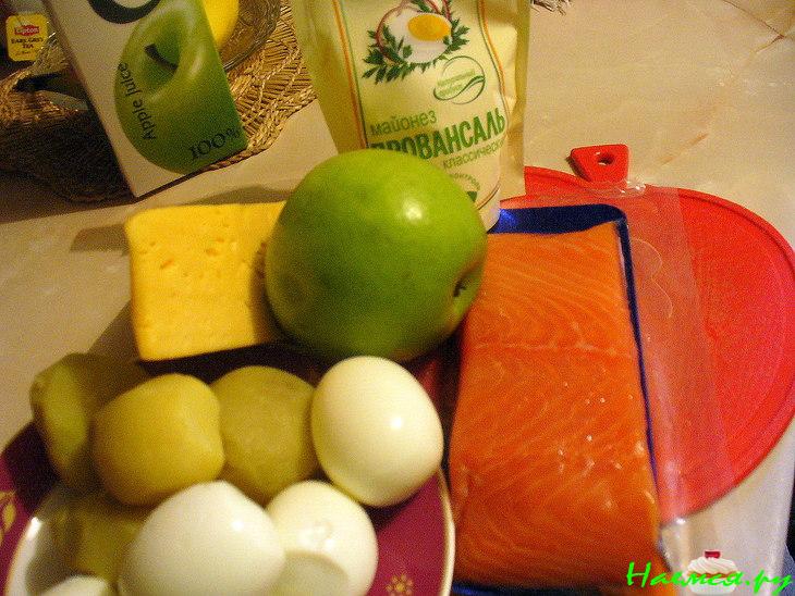 Салат "Одуванчик" с форелью Салат "Одуванчик" с форелью