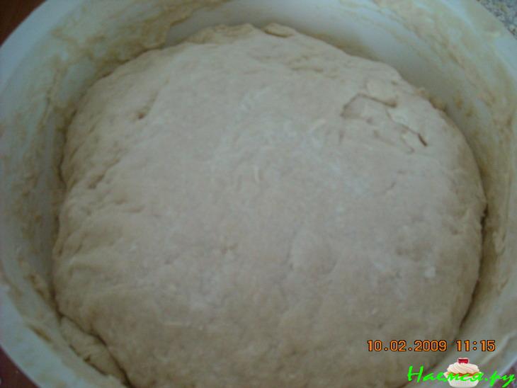 Ватрушки дрожжевые с творогом Ватрушки дрожжевые с творогом