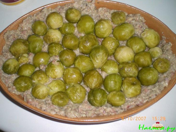 Запеканка из фарша с Rosenkohl (брюссельской капустой)
