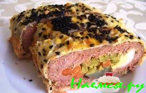 Мясной рулет в тесте
