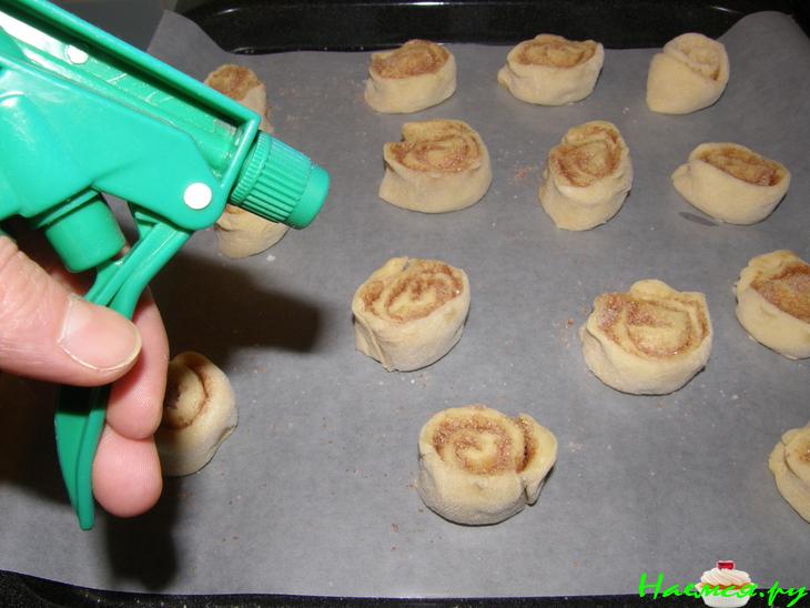 Булочка-рулет с корицей Булочка-рулет с корицей