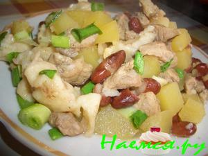 Свинина с фасолью и галушками