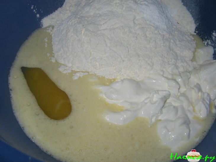 Пирог Зебра с орехами и смородиной Пирог Зебра с орехами и смородиной