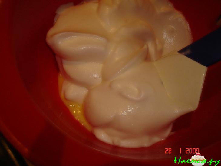 Медовый пирог с творогом Медовый пирог с творогом