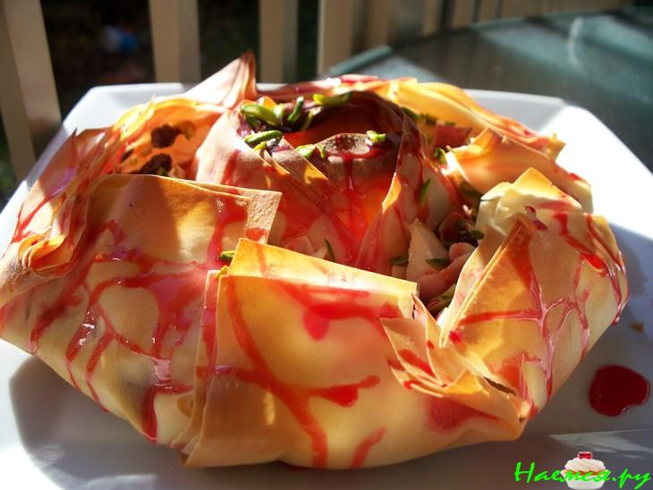 Вариант яблочного пирога из теста фила !!!