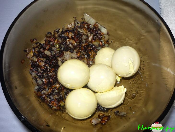 Яйца фаршированные с грибами Яйца фаршированные с грибами