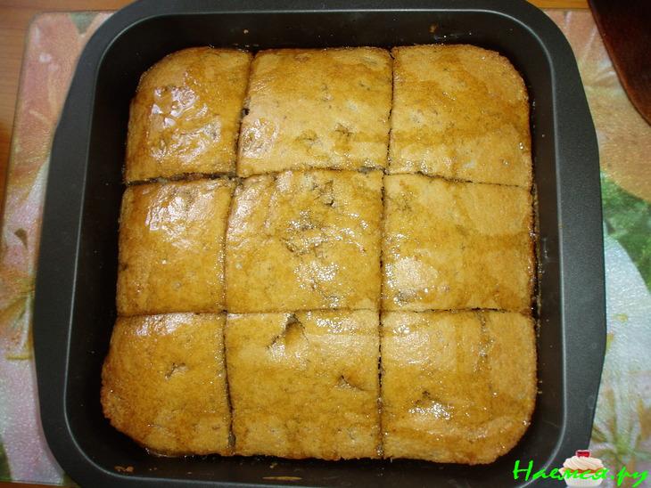 Пирог с грецкими орехами и коньяком