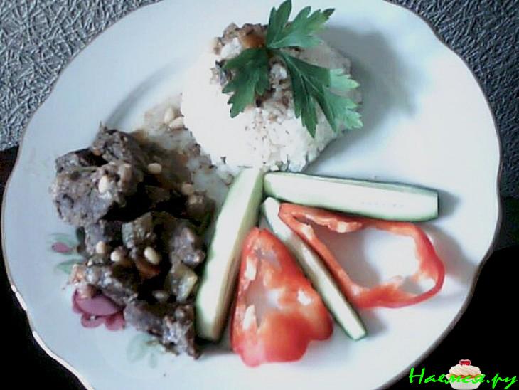 Баранина с орехами