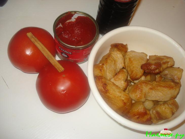 Свинина в красном соусе