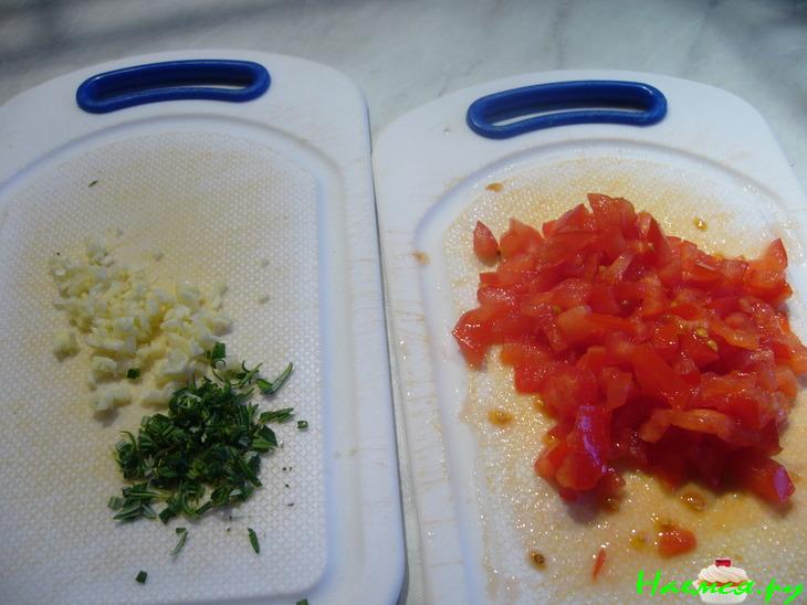 Баклажановые тосты с сырной смесью