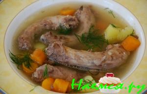 Бульон из куриных шеек