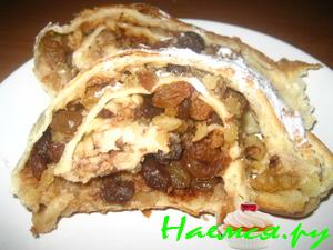 Штрудель из слоеного теста с коньяком Штрудель из слоеного теста с коньяком