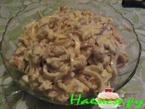 Салат "Русалка" с кальмарами и фасолью Салат "Русалка" с кальмарами и фасолью