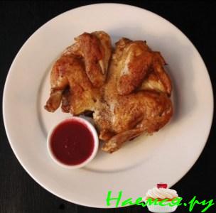 Цыпленок с хрустящей корочкой в микроволновке Цыпленок с хрустящей корочкой в микроволновке