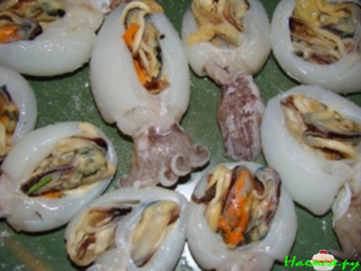 Каракатица фаршированная мидиями