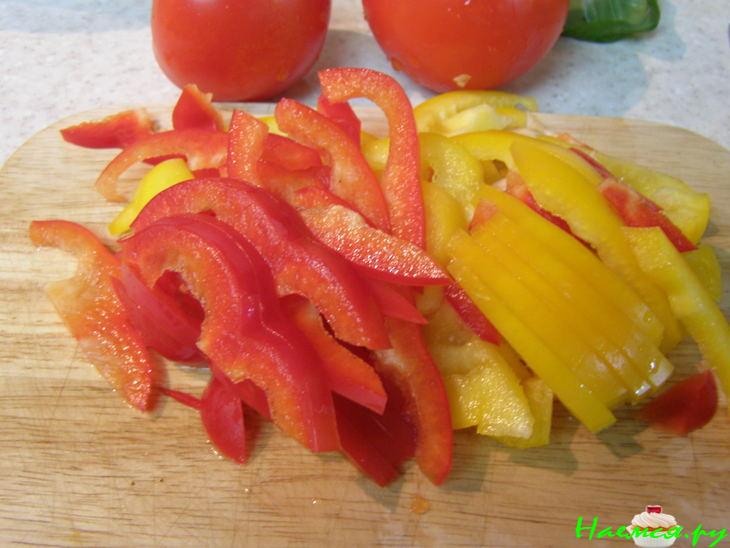 Овощной салатик с помидорами и сыром фета Овощной салатик с помидорами и сыром фета