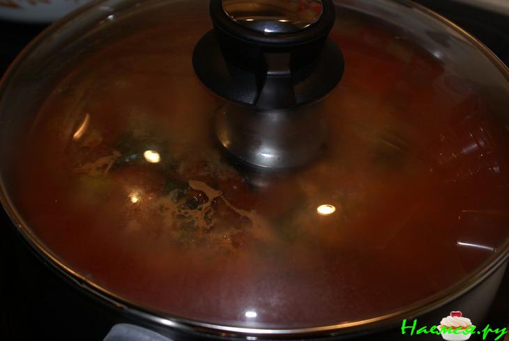 Маленькие голубцы в свекольных листьях Маленькие голубцы в свекольных листьях