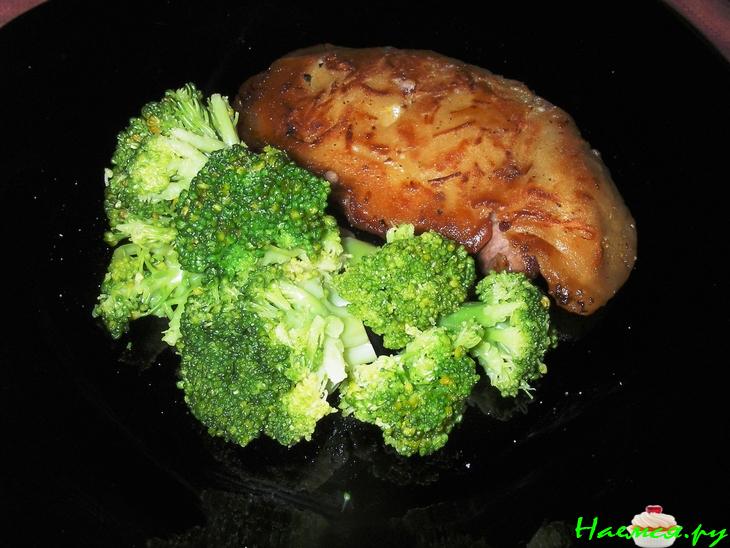 Отбивные в гранатовом соке с сырной корочкой