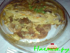 Запеканка с картофелем, грибами и чесноком