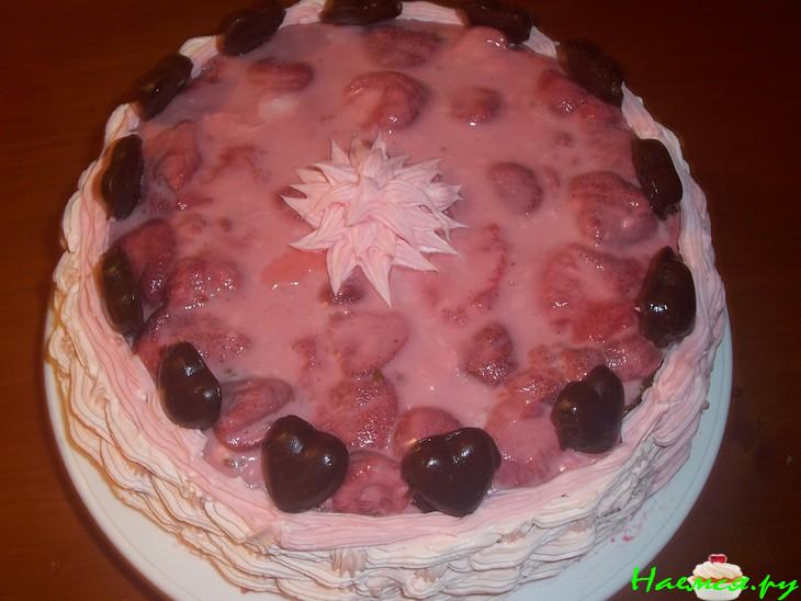 Торт "Шоколадно-Клубничный"