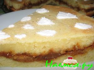 Пирог со сгущенкой