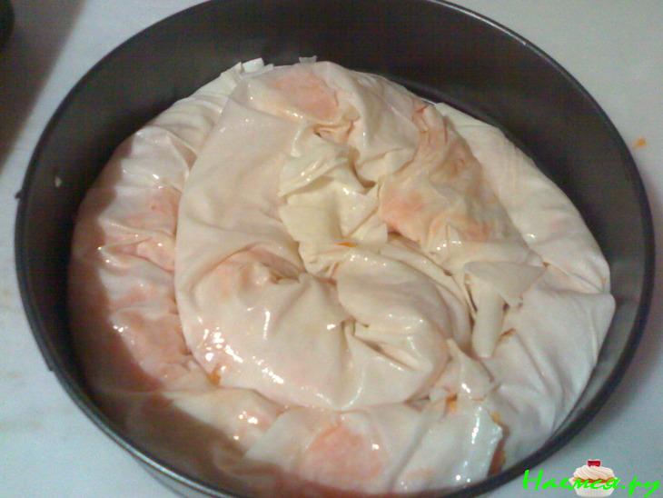 Пирог-рулет с тыквой и грецкими орехами