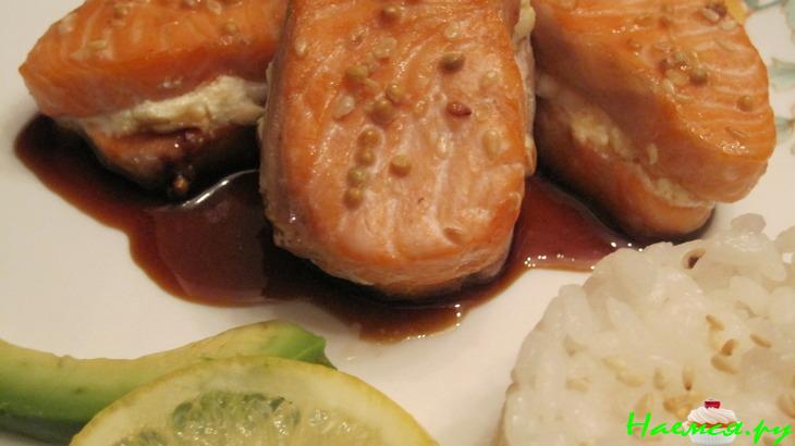 Лосось запеченный с сыром "Филадельфия"