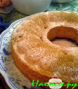 Пирог-бисквит с яблоками и корицей Пирог-бисквит с яблоками и корицей