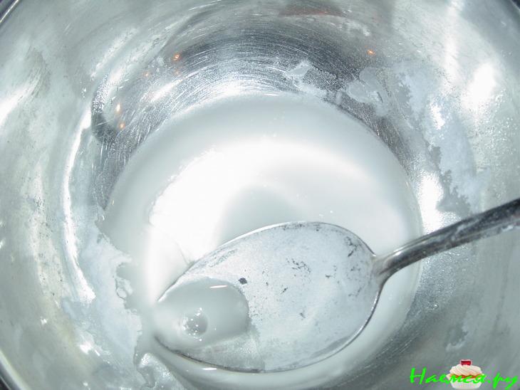 Жареные кабачки с чесноком и соевым соусом