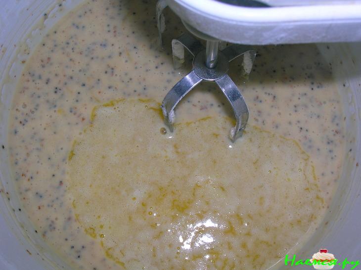 Маковый пирог с ярко выраженным лимонным вкусом