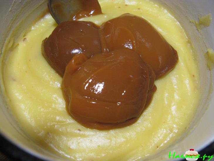 Торт-манник с крекером и заварным кремом