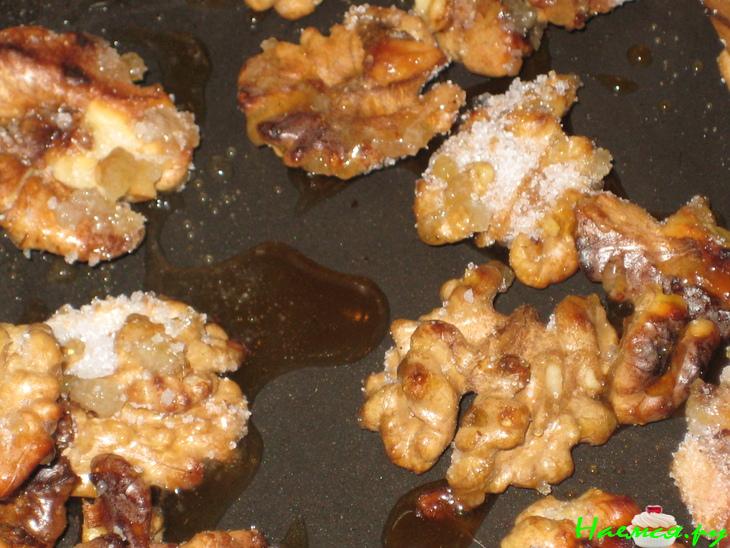 Грецкие орехи в карамели