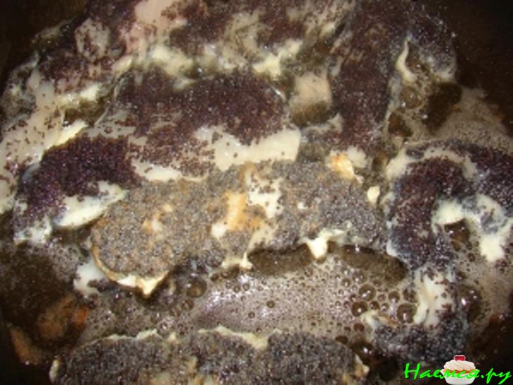 Белая рыба в маковой панировке