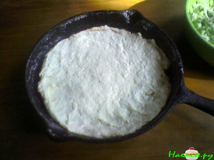 Пирог с зелёным луком и яйцами Пирог с зелёным луком и яйцами