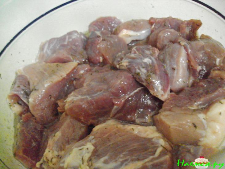 Свинина с разноцветным перцем