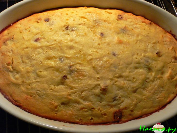 Творожная запеканка с яблоками и пудингом