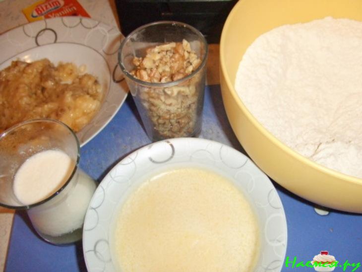 Банановый кекс с грецкими орехами Банановый кекс с грецкими орехами