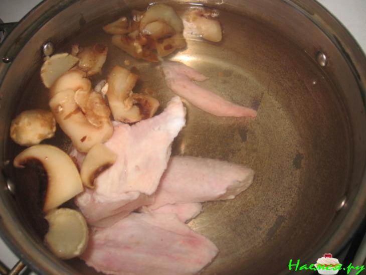 Легкий супчик с куриными крылышками